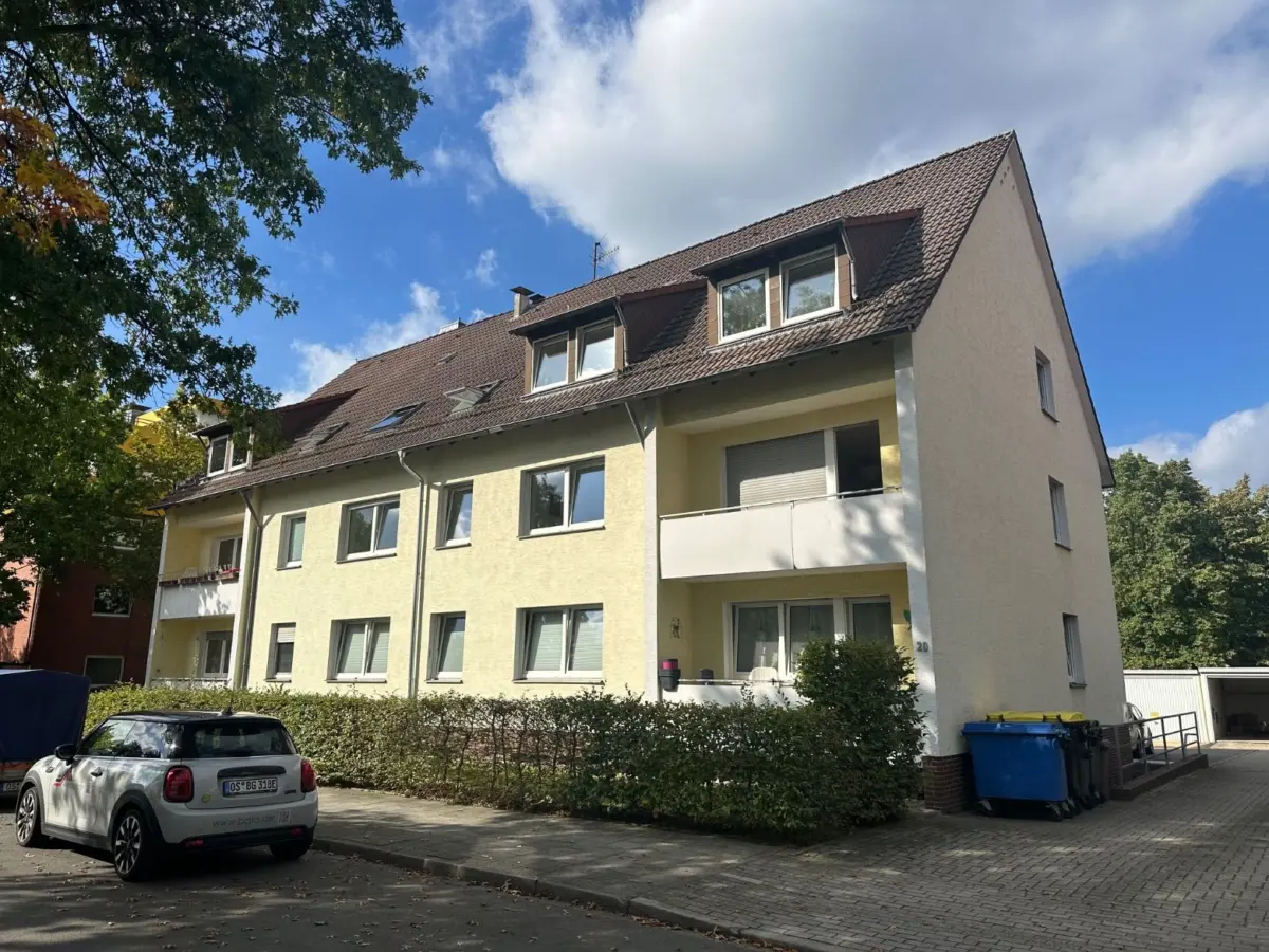Mehrfamilienhaus Außenansicht