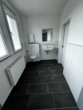 Modernes Badezimmer