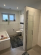 Modernes Badezimmer - Zweitbezug! Stylische 3-Zimmer-Wohnung mit Einbauküche in Neuenkirchen-Vörden.