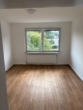 Helles Zimmer mit Holzoptik - WG-Zimmer! – Studenten-WG sucht neuen Mieter!