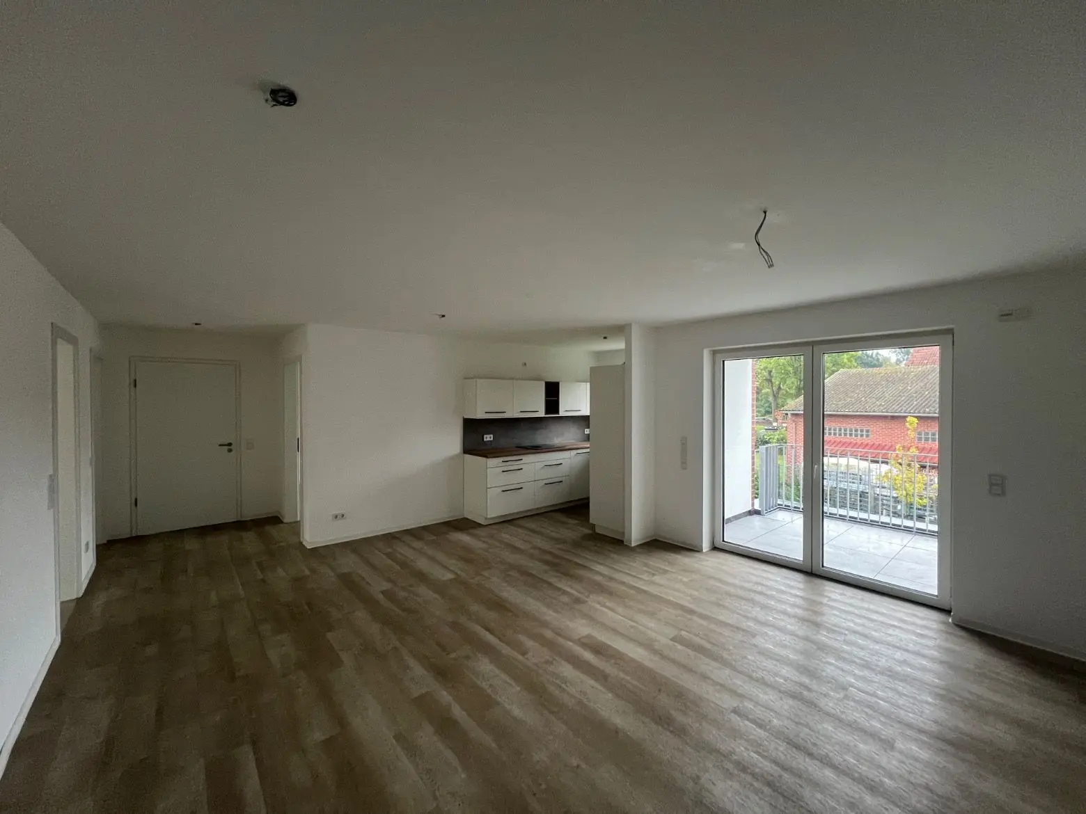 Moderne 4-Zimmer-Wohnung in Bramsche mit Balkon und Tiefgarage 49565 Bramsche, Etagenwohnung