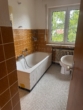 Badezimmer mit Badewanne