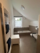 Modernes Badezimmer mit Wanne
