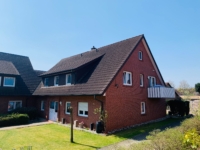 Zweifamilienhaus mit Garten