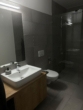 Modernes Badezimmer