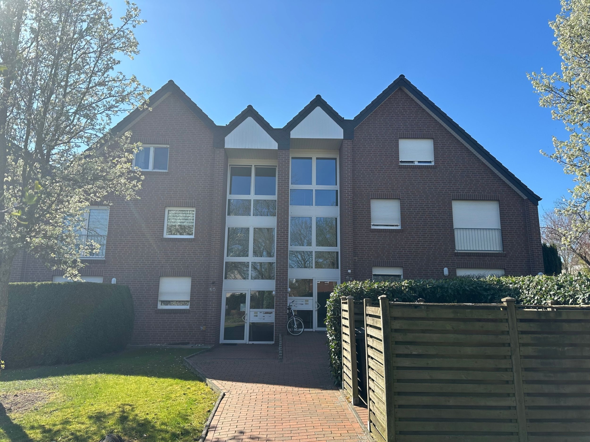 2-Zimmer-Wohnung mit Balkon und Garten in Bramsche 49565 Bramsche, Etagenwohnung