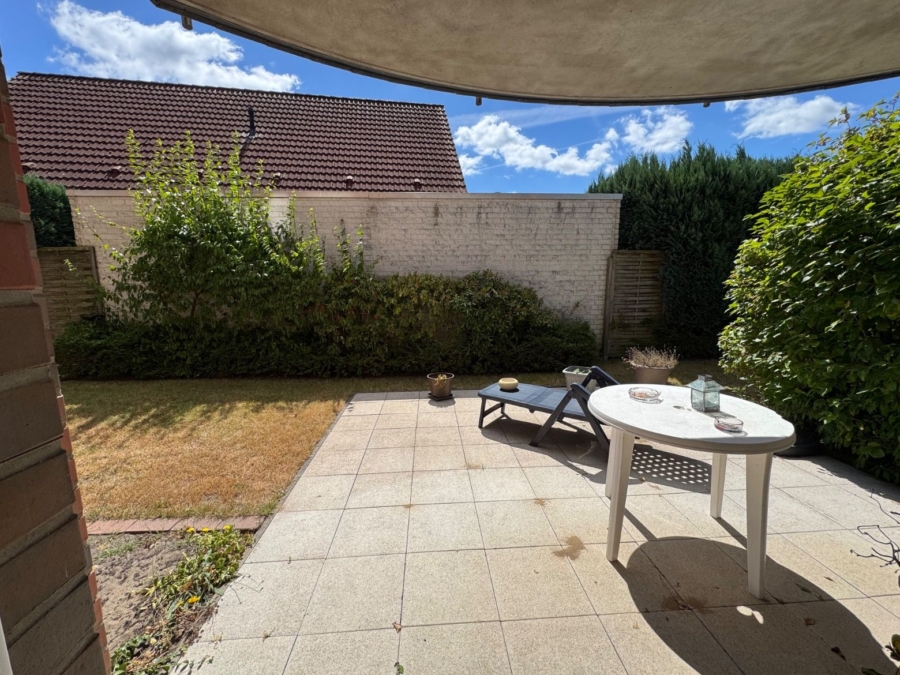 Terrasse mit Gartenblick
