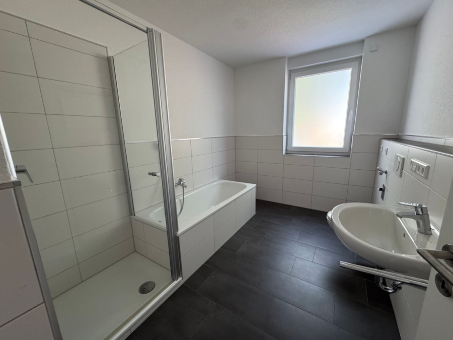 Modernes Badezimmer