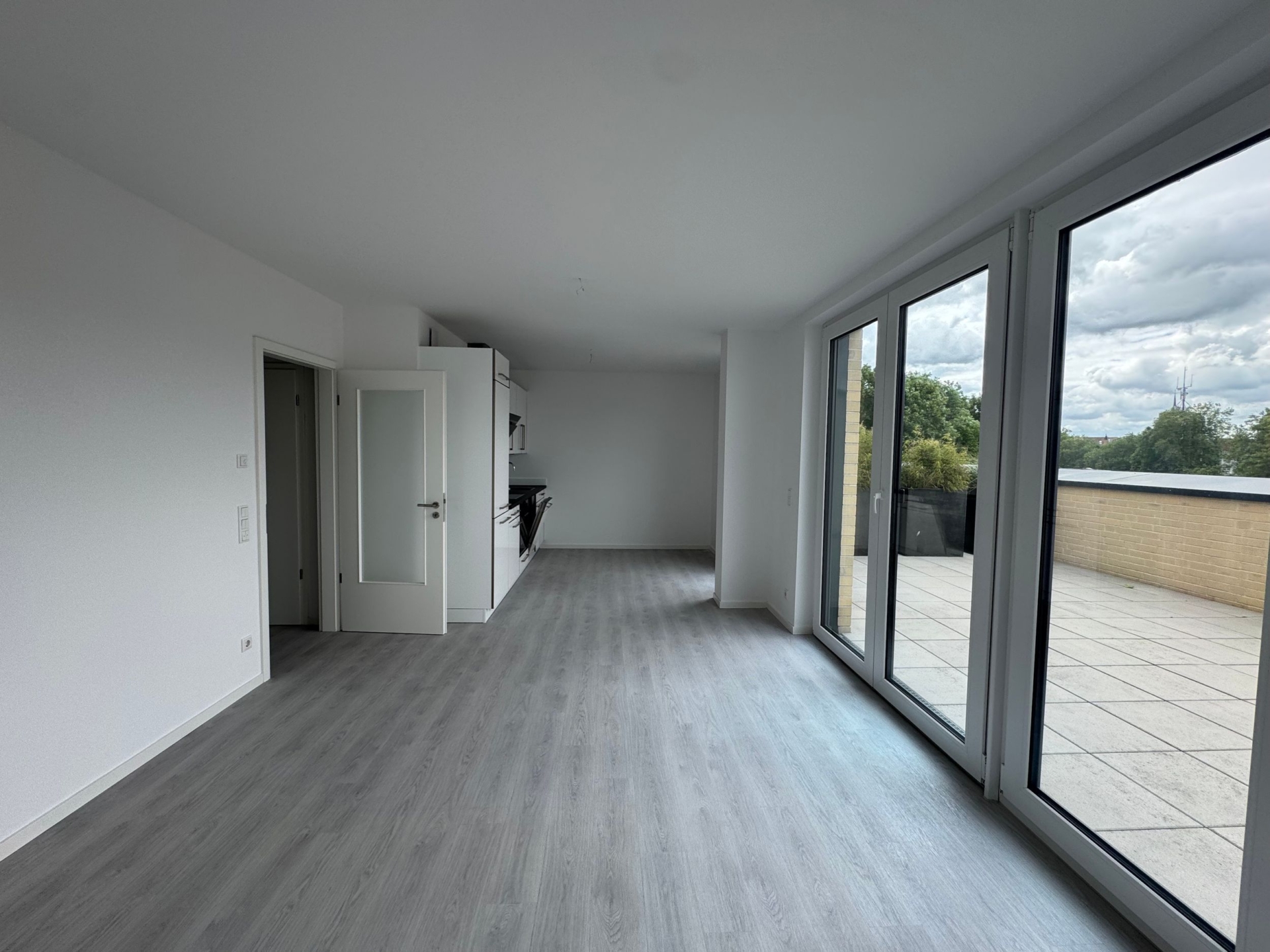 Modernste 2- Zimmer Wohnung mit eigener Dachterrasse in Osnabrück! 49076 Osnabrück, Etagenwohnung
