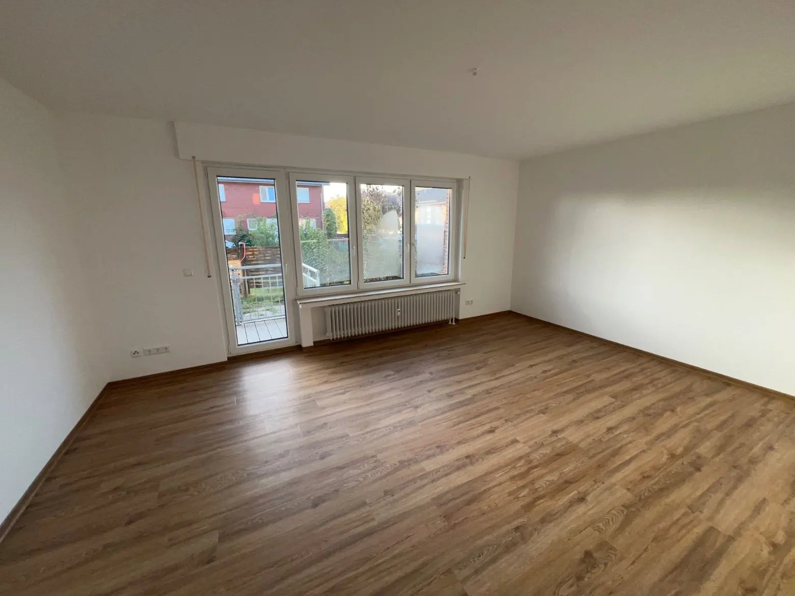 Erstbezug nach Sanierung – Schöne 3-Zimmer Wohnung in Quakenbrück zu vermieten! 49610 Quakenbrück, Etagenwohnung