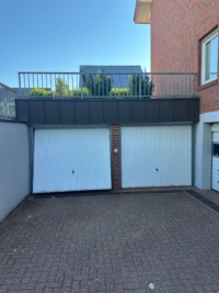 Doppelgarage mit Terrasse