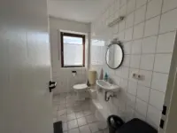 Modernes Badezimmer
