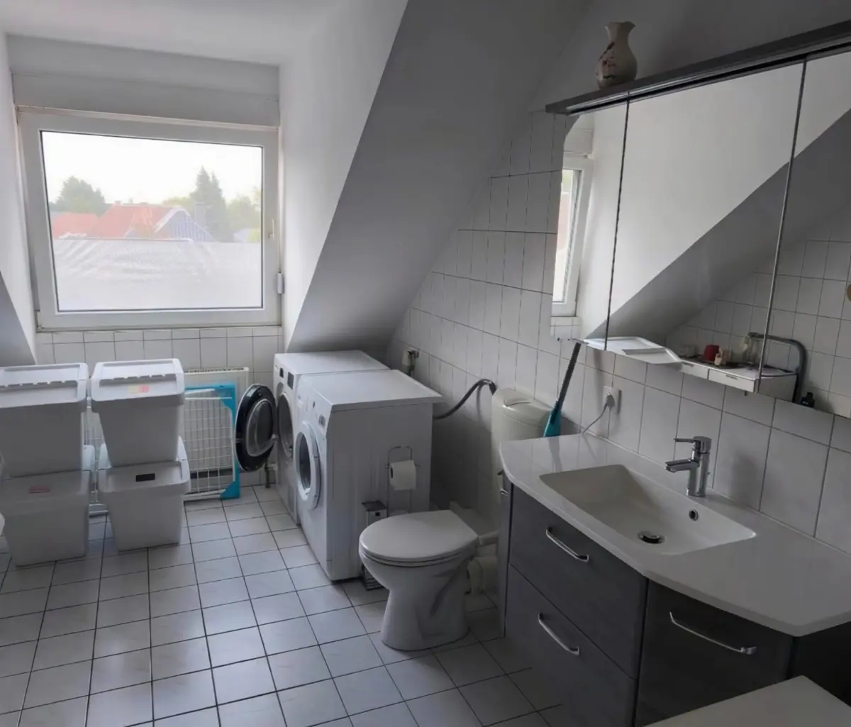 Modernes Badezimmer