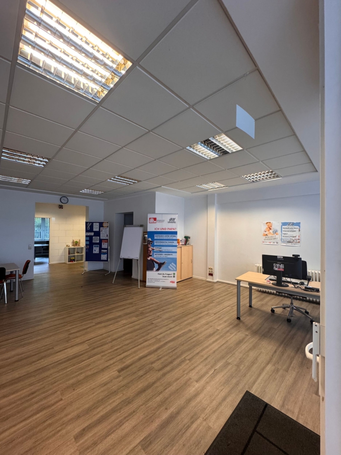 GEWERBEFLÄCHE – mitten in Osnabrück! Ideal für Bäckerei, Büro und vieles mehr. 49074 Osnabrück, Bürohaus