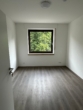 Helles Zimmer mit Fenster - WG-Zimmer! – Sanierte 4-er WG sucht neue Mieter!