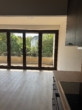 Helle Wohnung mit Balkon - WG-Zimmer! – Sanierte 4-er WG sucht neue Mieter!