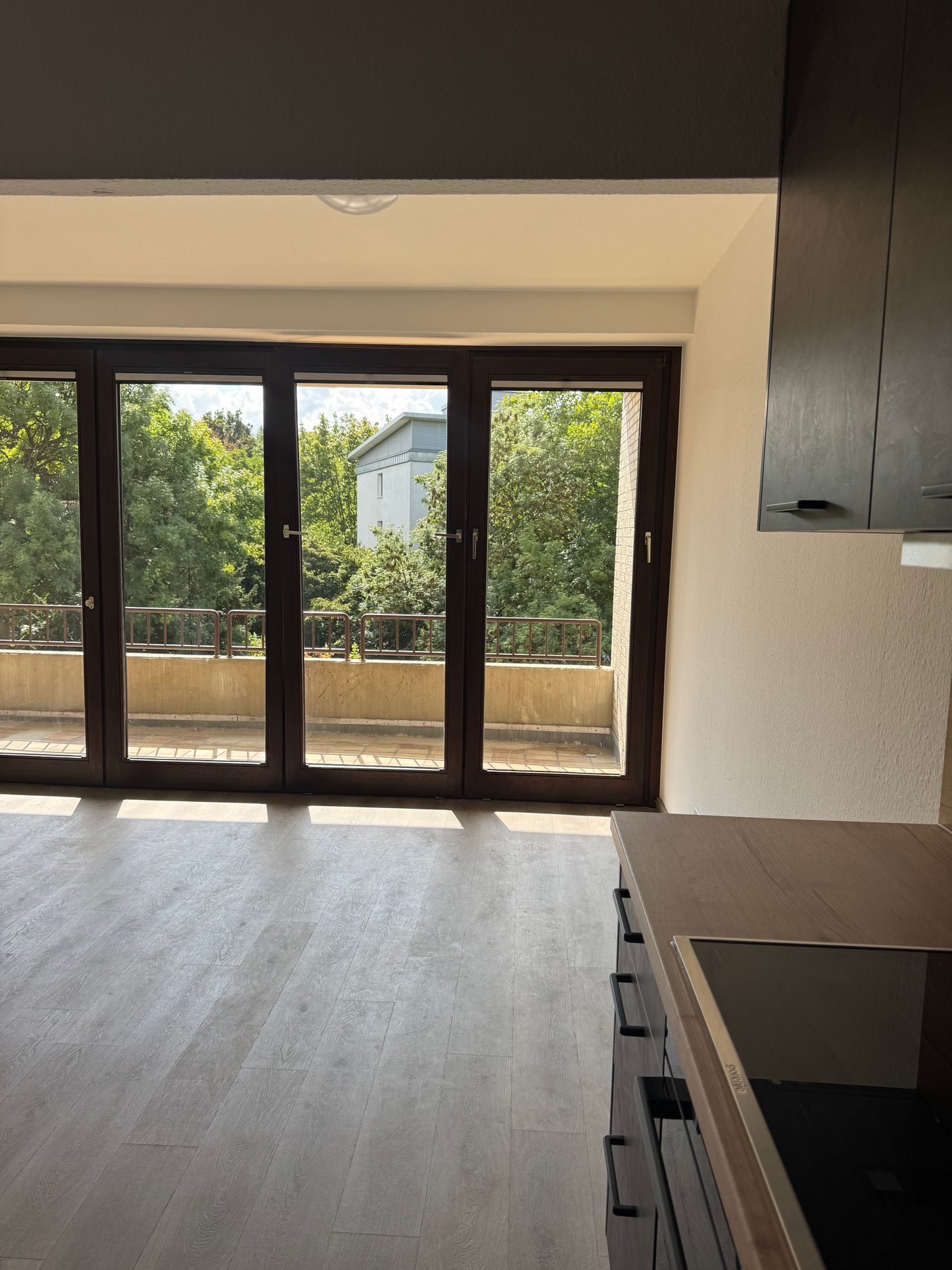 WG-Zimmer! – Sanierte 4-er WG sucht neue Mieter! 49076 Osnabrück, Etagenwohnung