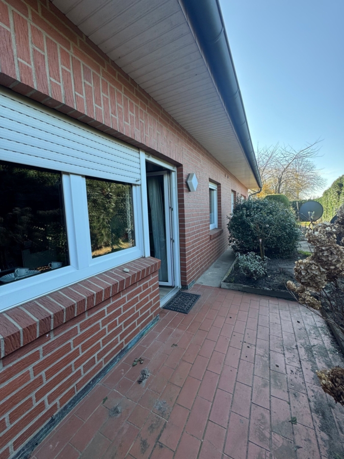 Erdgeschosswohnung mit Loggia