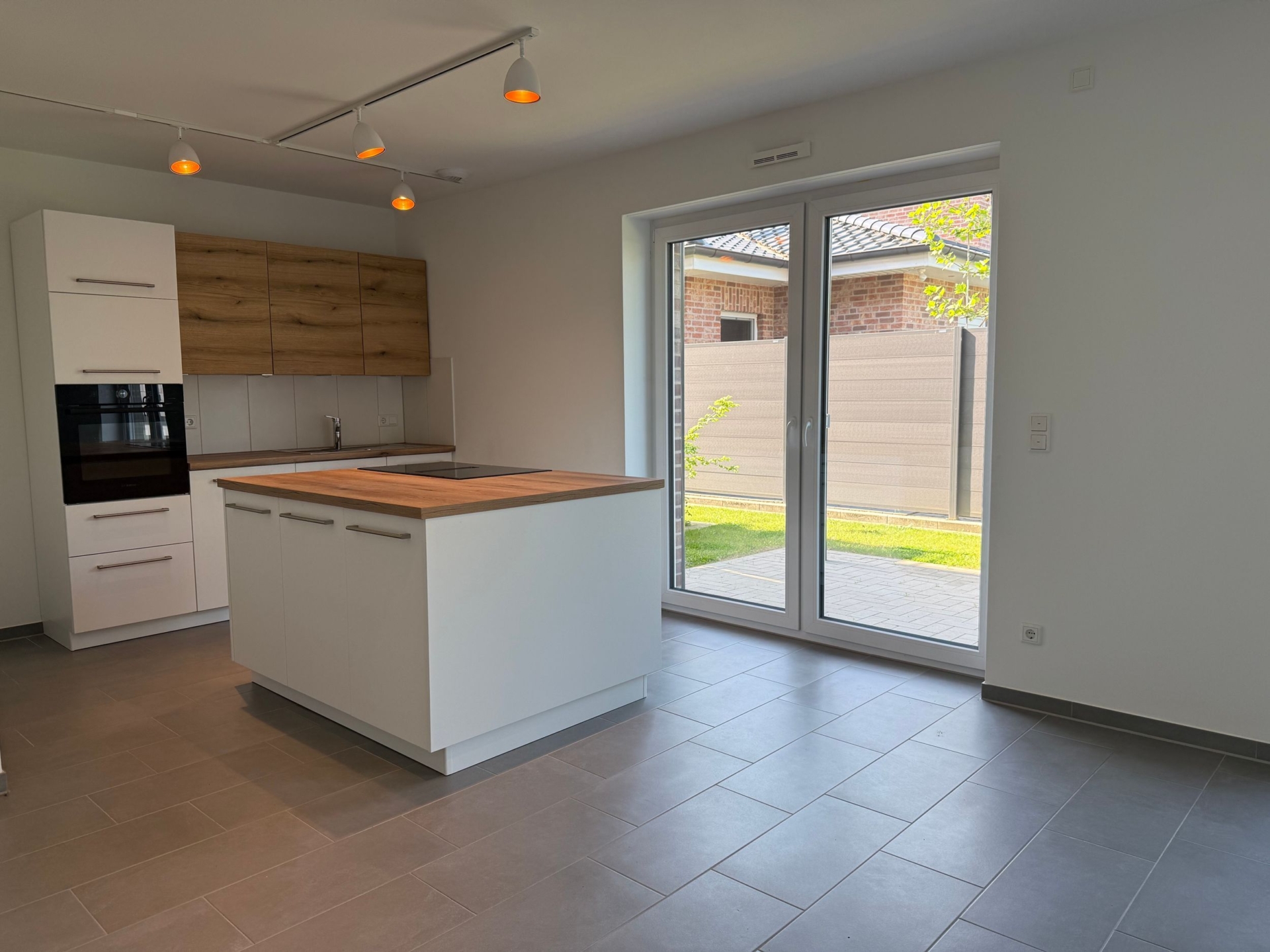 Zweitbezug der Neubau Wohnung – hochwertige Ausstattung, energieeffizientes Wohnen! 49434 Neuenkirchen-Vörden, Etagenwohnung