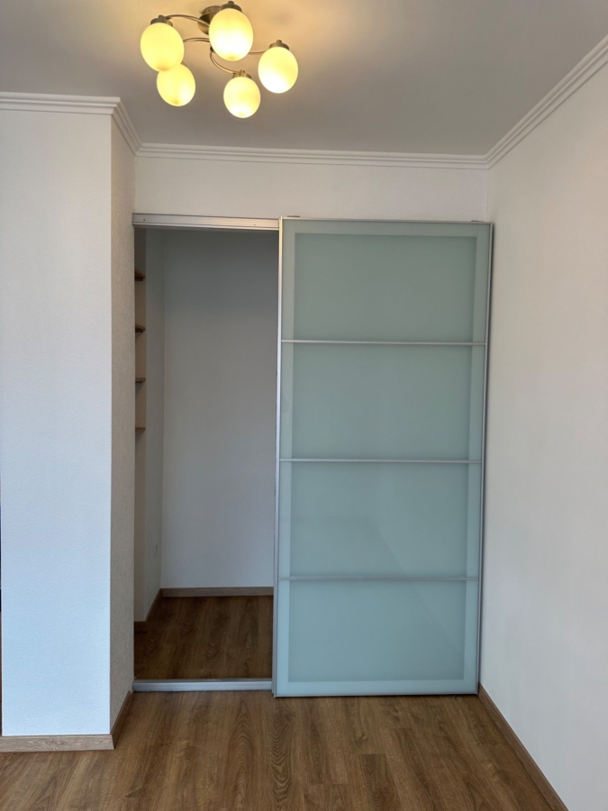 Wohnzimmer mit Schiebetür