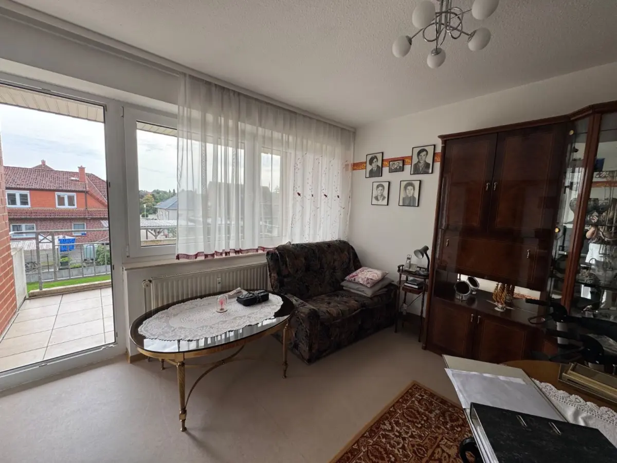 Helle Wohnung mit Balkon