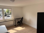 Helles WG-Zimmer mit Schreibtisch - Wohngemeinschaft zentral in Osnabrück!