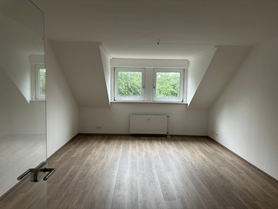 Helles Dachgeschosszimmer