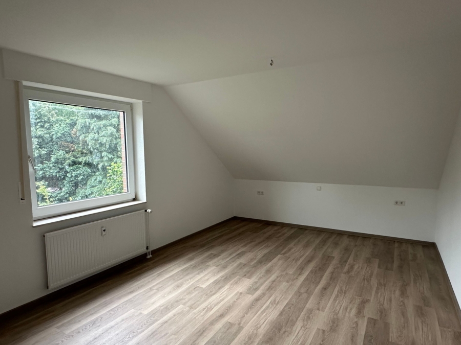 Renovierte Dachgeschosswohnung
